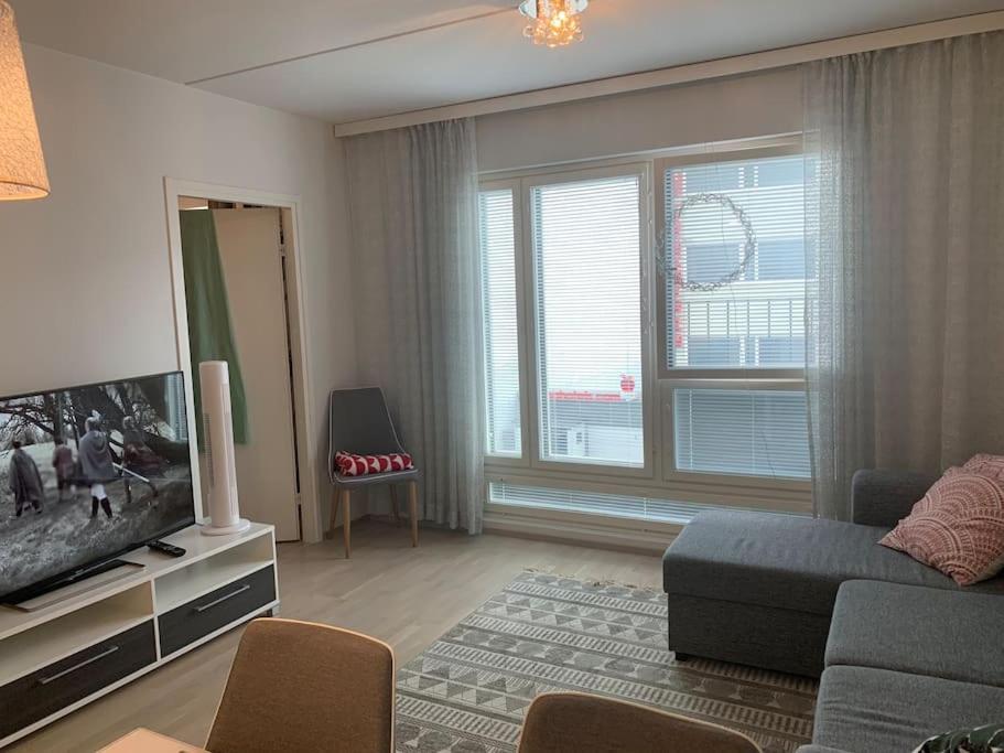 Uusi Tilava Kaksio Jyvaskylan Ydinkeskustassa 53 M2 Apartment Exterior photo